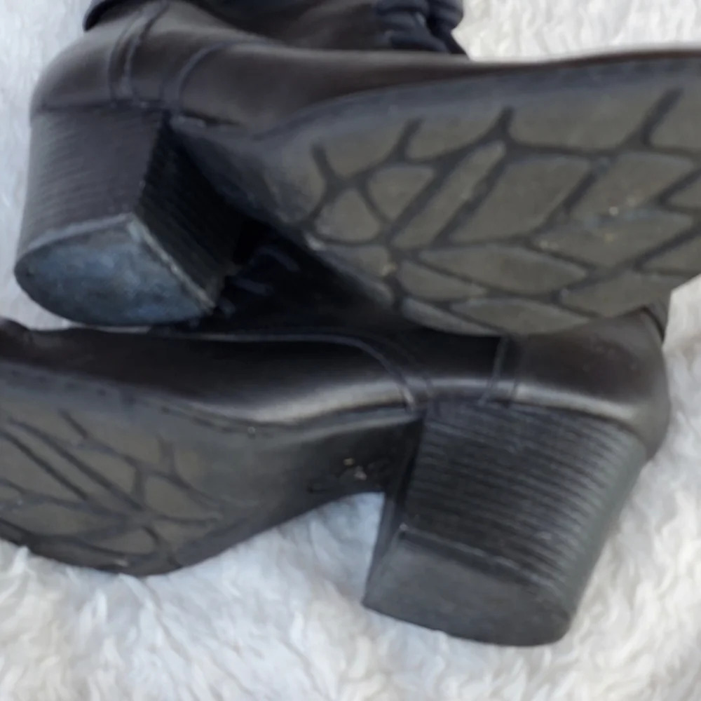 Bøc leather faux tie Ankle boots 9 - Picture 10 of 12